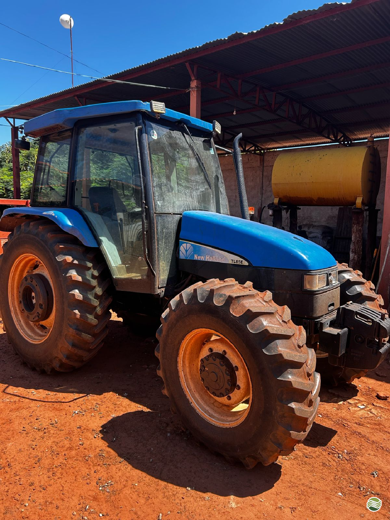 TRATOR NEW HOLLAND NEW TL 85 Tração 4x4 Machine Tratores LAVRAS MINAS GERAIS MG